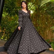 Dresses - LAASYNA